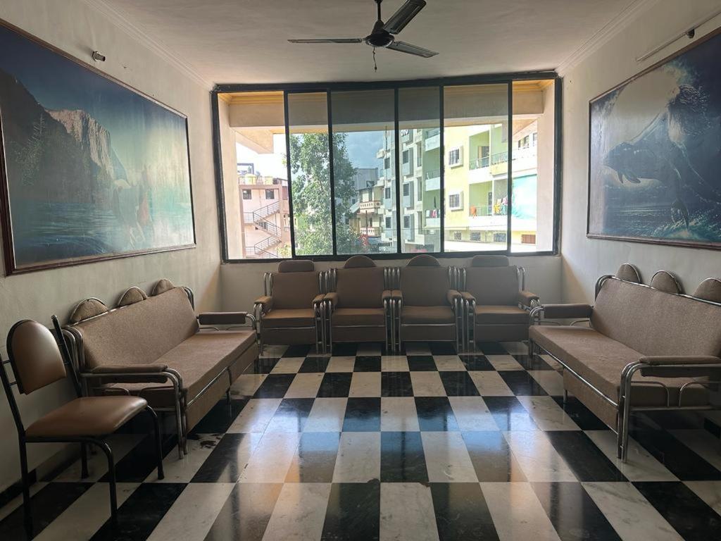 Hotel Dhruv Palace Trimbak Exterior photo