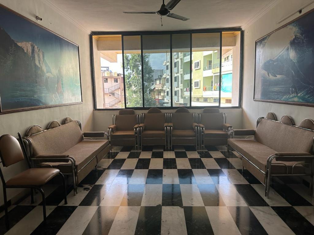 Hotel Dhruv Palace Trimbak Exterior photo